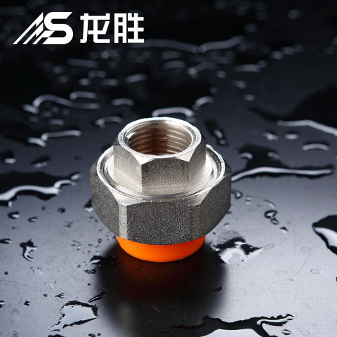皮爾特水管多少錢一根？這2個(gè)價(jià)格差距也忒大了吧？