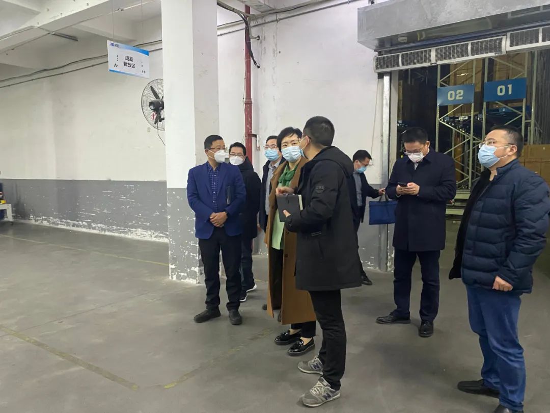 松江區(qū)副區(qū)長及政府眾領導蒞臨龍勝走訪調研
